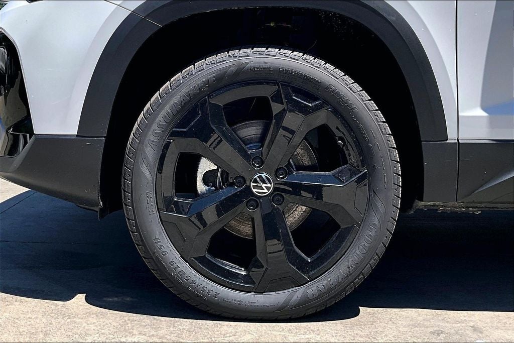 2026 Volkswagen Taos 1.5T SEL