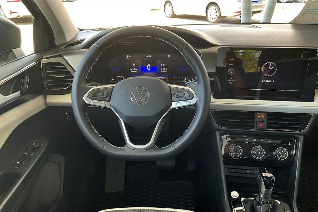 2025 Volkswagen Taos 1.5T S