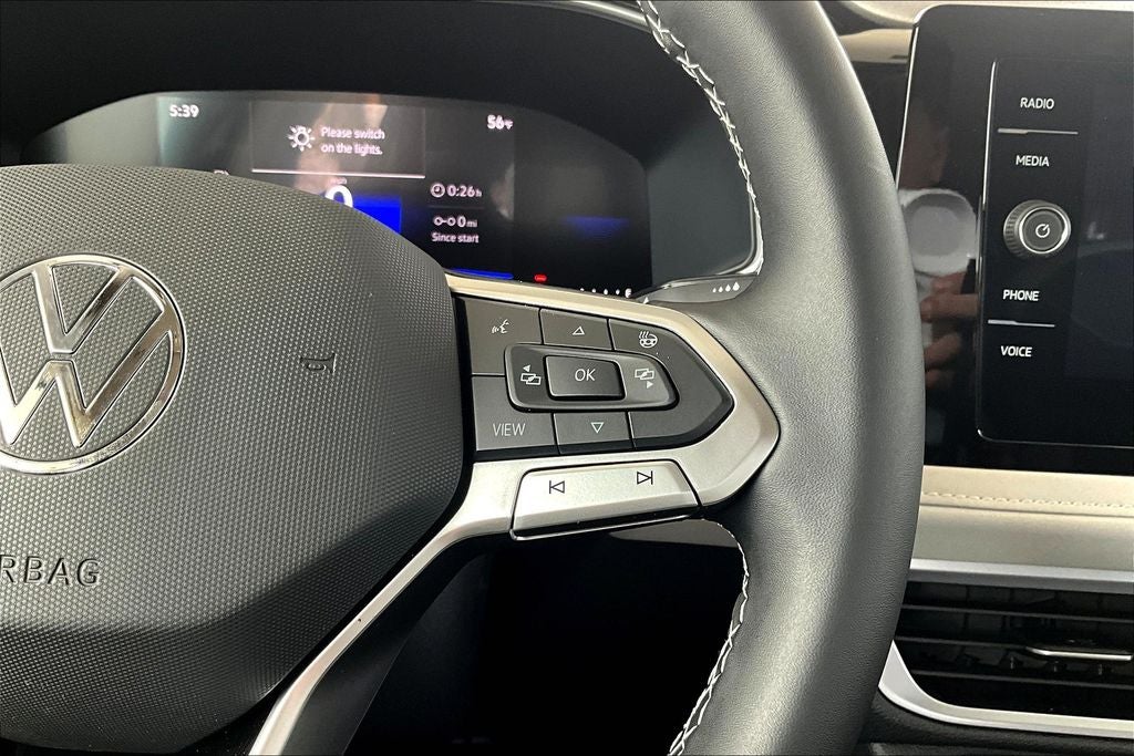 2025 Volkswagen Taos 1.5T SE