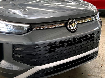 2026 Volkswagen Tiguan 2.0T SE