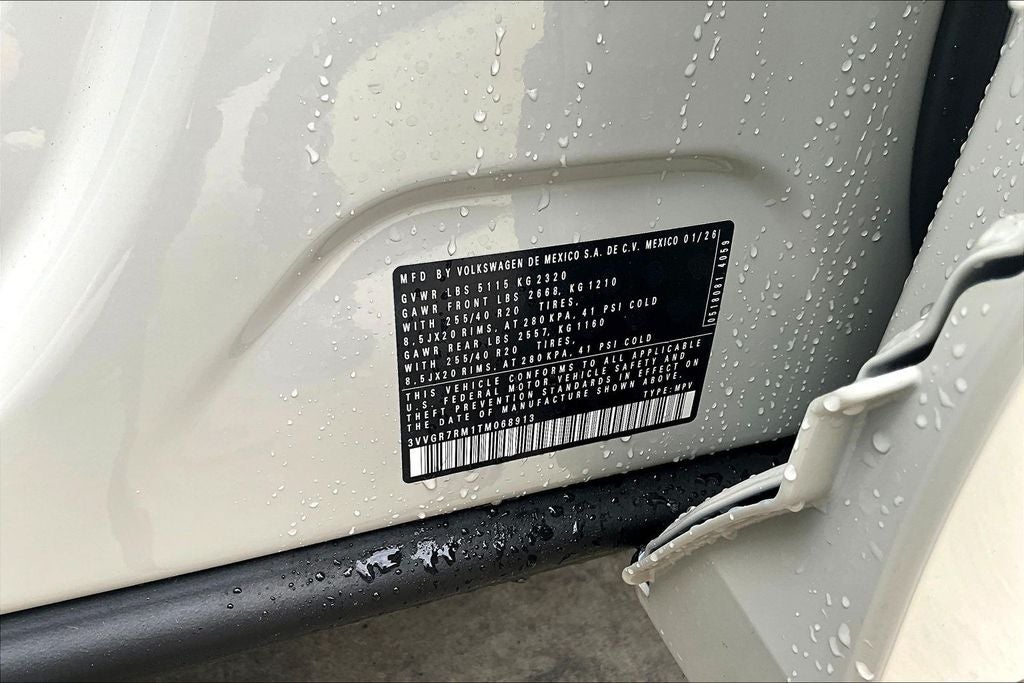 2026 Volkswagen Tiguan 2.0T SE R-Line Black