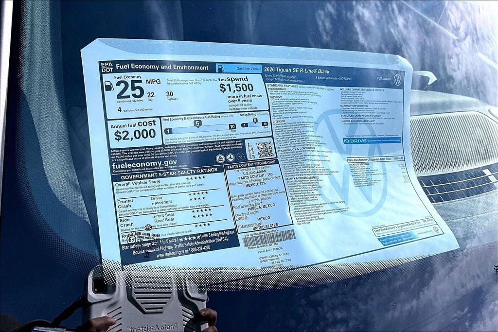 2026 Volkswagen Tiguan 2.0T SE R-Line Black