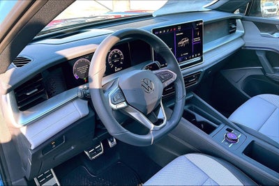 2026 Volkswagen Tiguan 2.0T SE R-Line Black