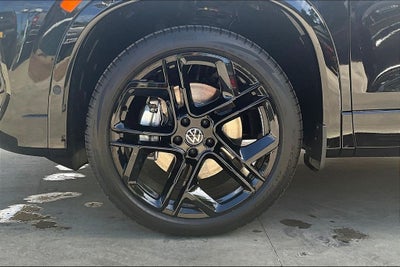 2026 Volkswagen Tiguan 2.0T SE R-Line Black