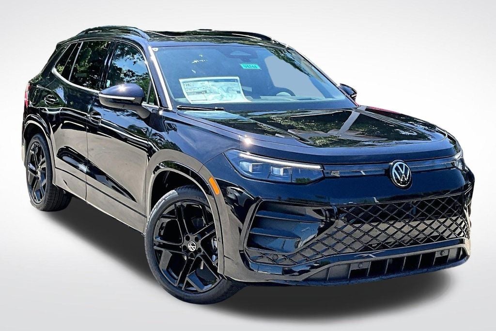 2026 Volkswagen Tiguan 2.0T SE R-Line Black