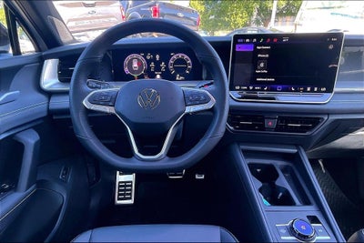 2026 Volkswagen Tiguan 2.0T SE R-Line Black