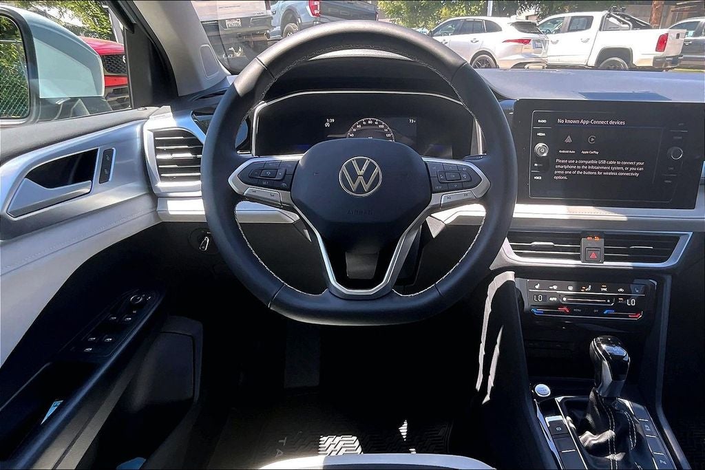 2026 Volkswagen Taos 1.5T SE