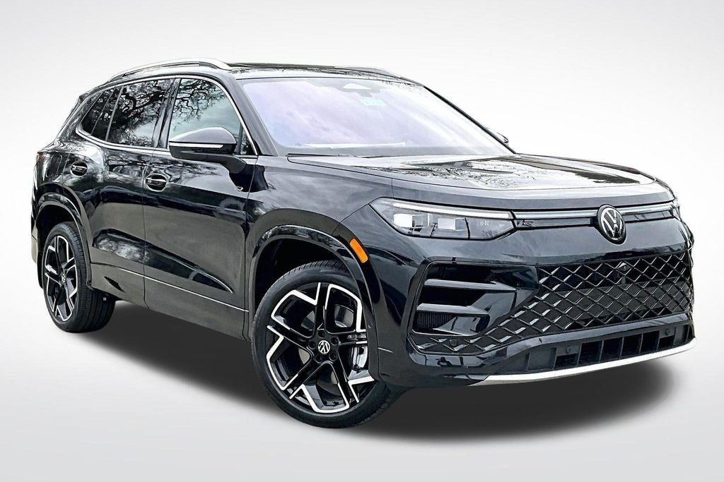 2026 Volkswagen Tiguan 2.0T SEL R-Line