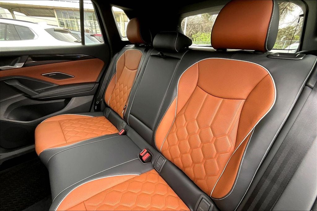 2026 Volkswagen Tiguan 2.0T SEL R-Line