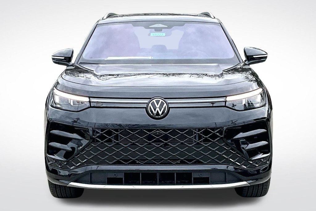 2026 Volkswagen Tiguan 2.0T SEL R-Line