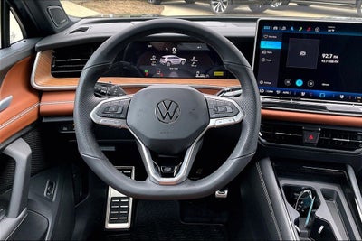 2026 Volkswagen Tiguan 2.0T SEL R-Line