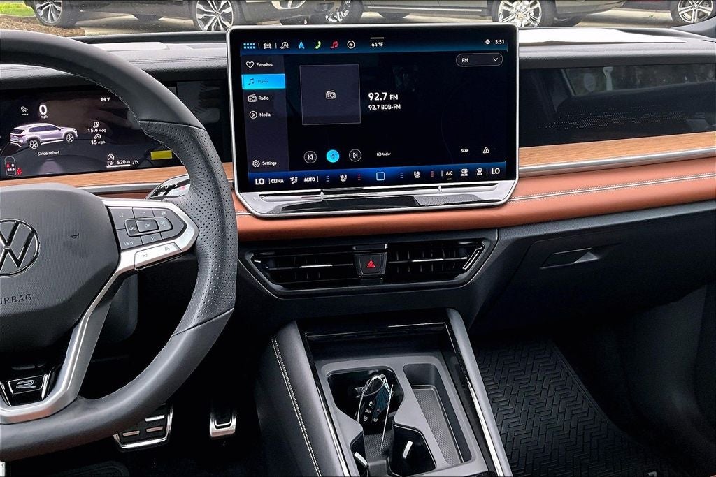 2026 Volkswagen Tiguan 2.0T SEL R-Line