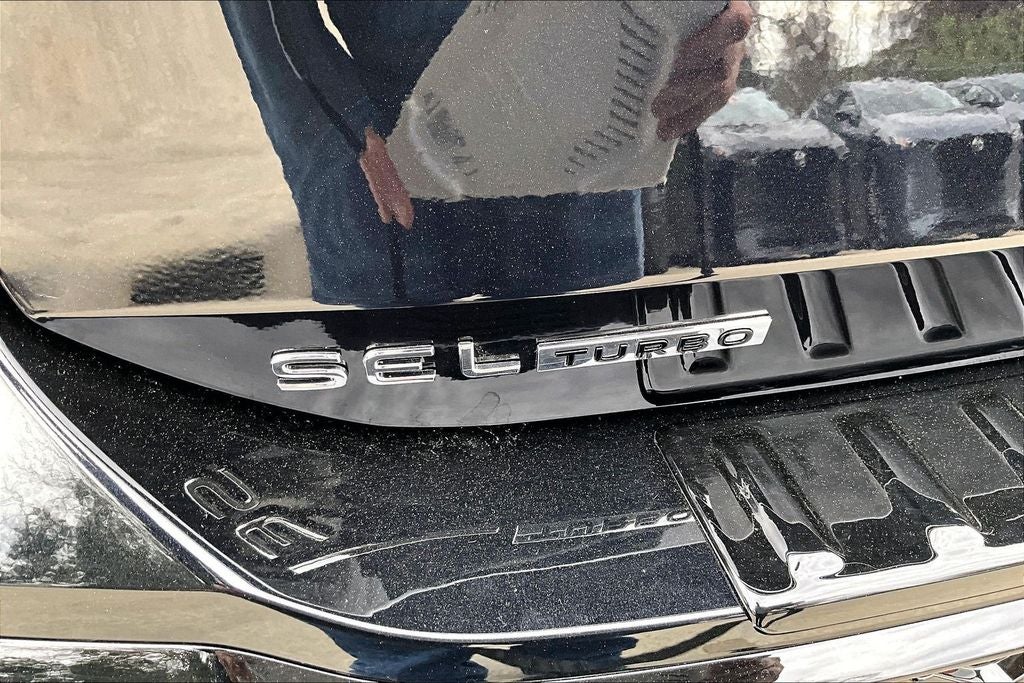 2026 Volkswagen Tiguan 2.0T SEL R-Line