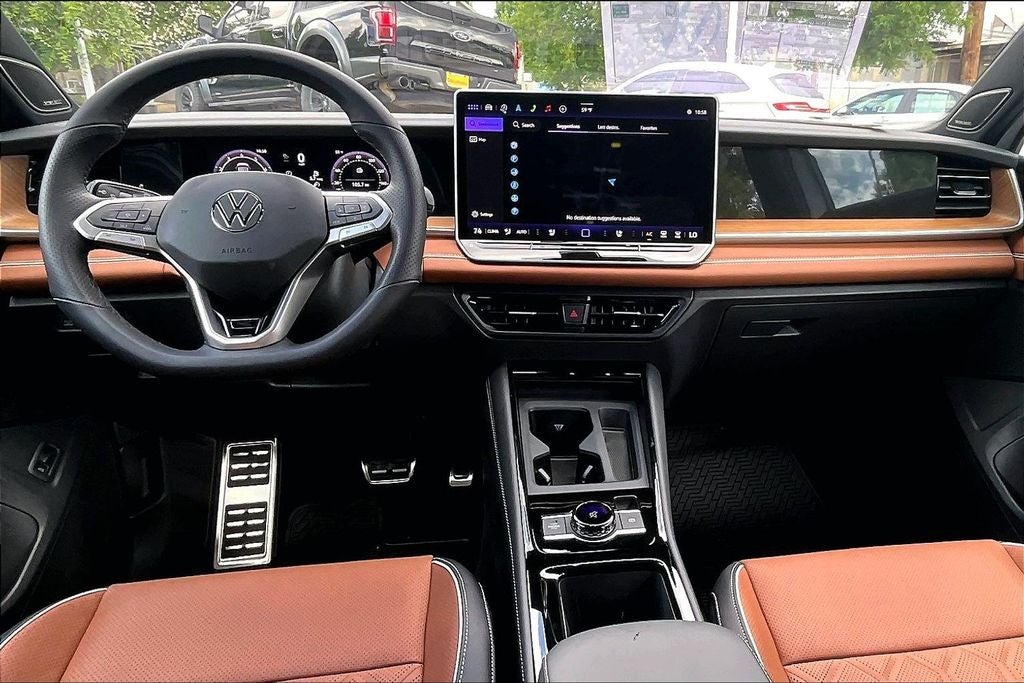 2026 Volkswagen Tiguan 2.0T SEL R-Line
