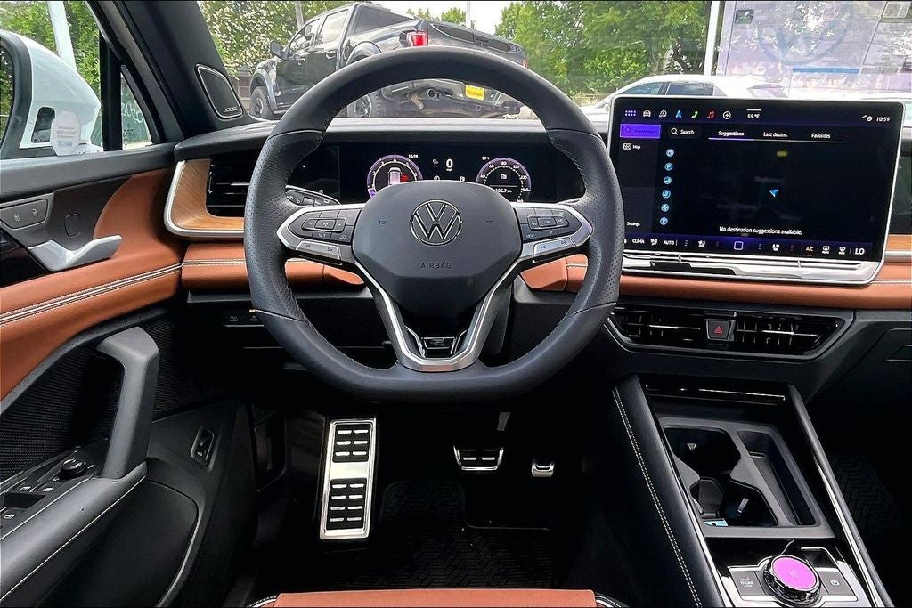 2026 Volkswagen Tiguan 2.0T SEL R-Line