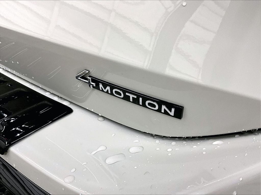 2026 Volkswagen Tiguan 2.0T SEL R-Line Turbo