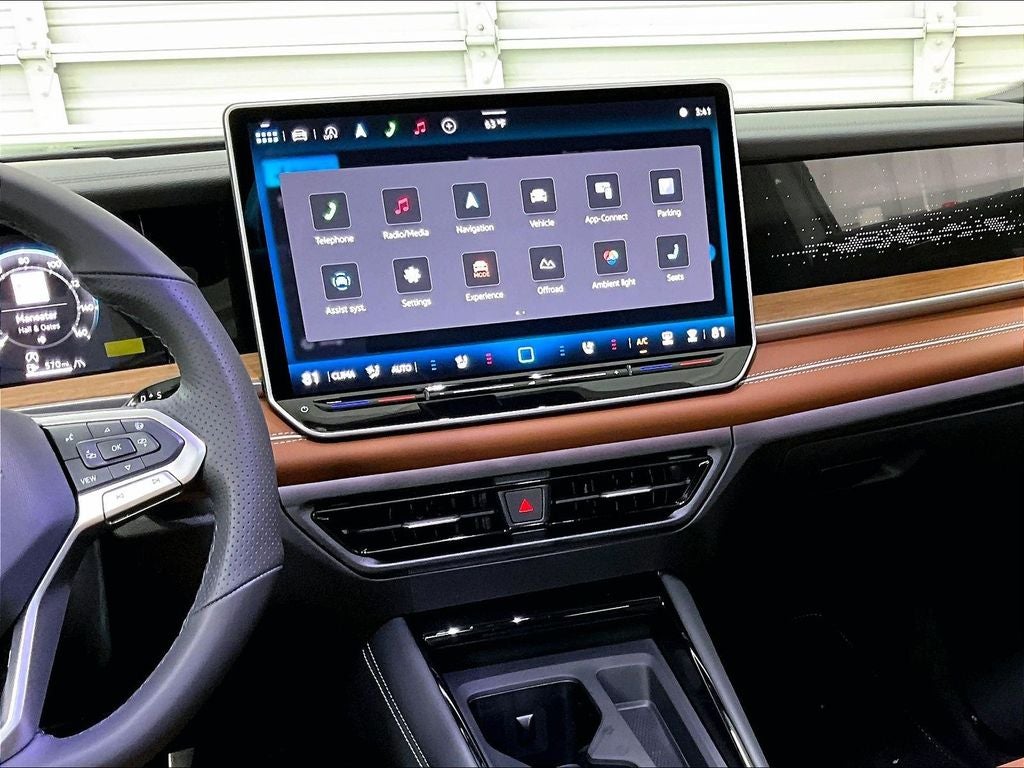 2026 Volkswagen Tiguan 2.0T SEL R-Line Turbo