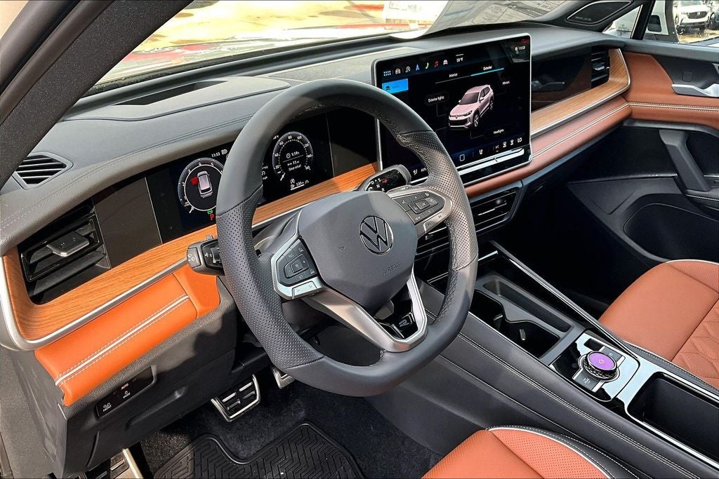 2026 Volkswagen Tiguan 2.0T SEL R-Line