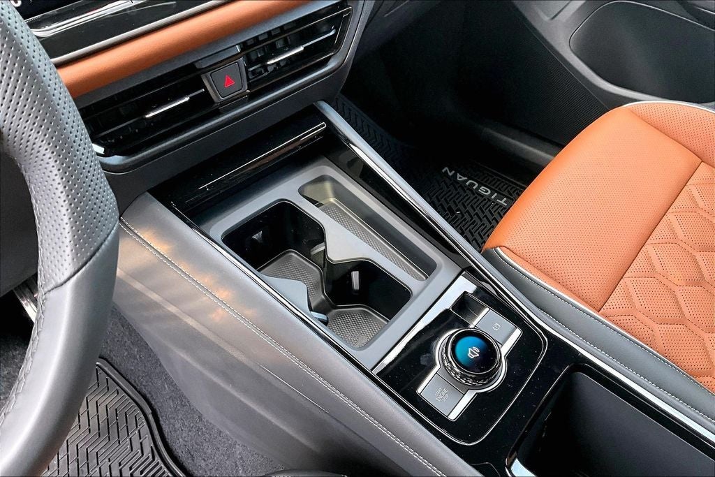 2026 Volkswagen Tiguan 2.0T SEL R-Line