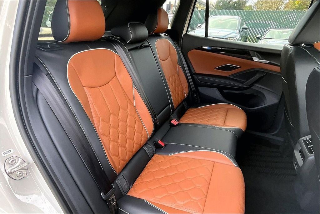 2026 Volkswagen Tiguan 2.0T SEL R-Line