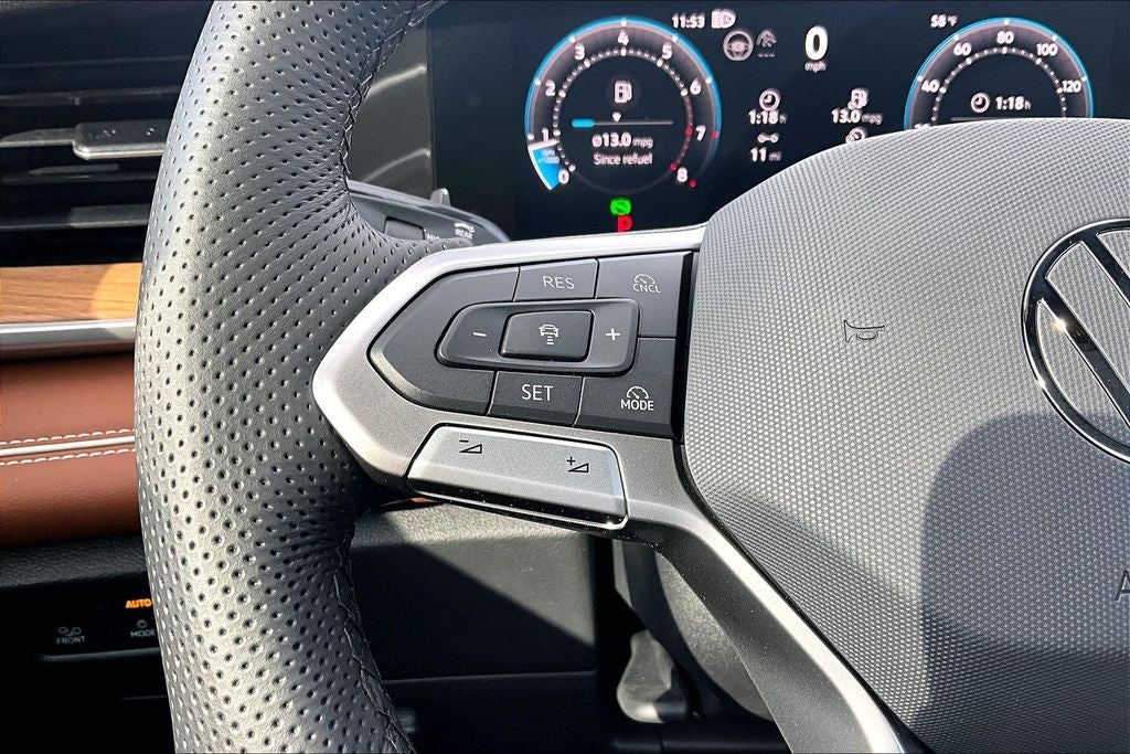 2026 Volkswagen Tiguan 2.0T SEL R-Line