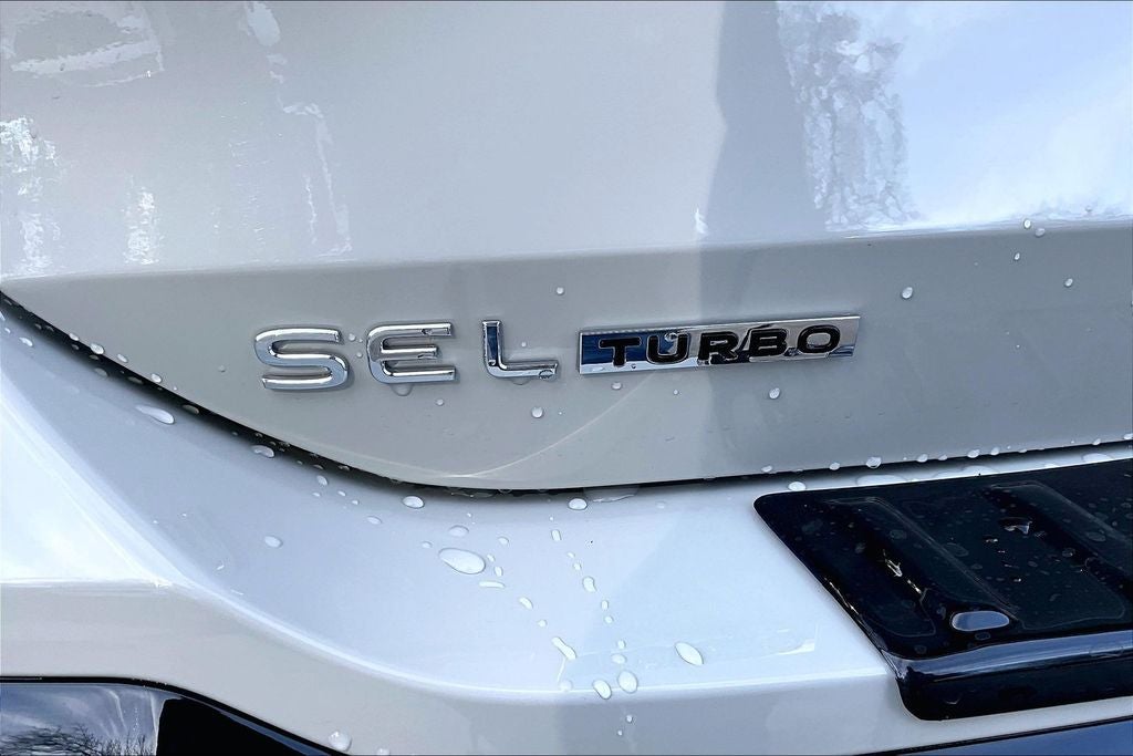 2026 Volkswagen Tiguan 2.0T SEL R-Line