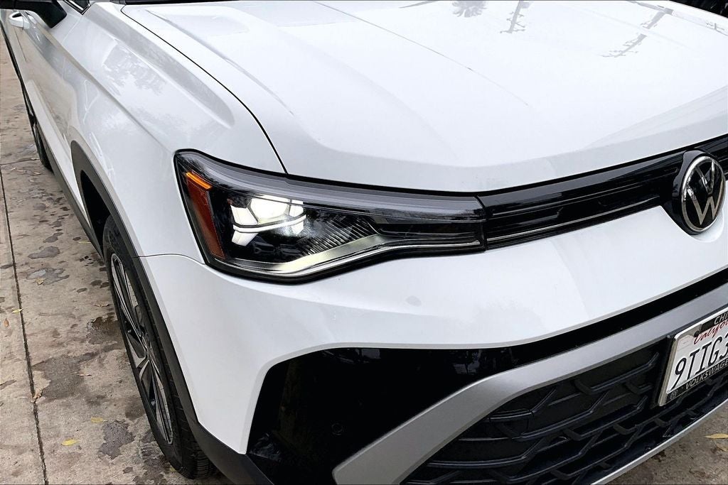 2025 Volkswagen Taos 1.5T SE