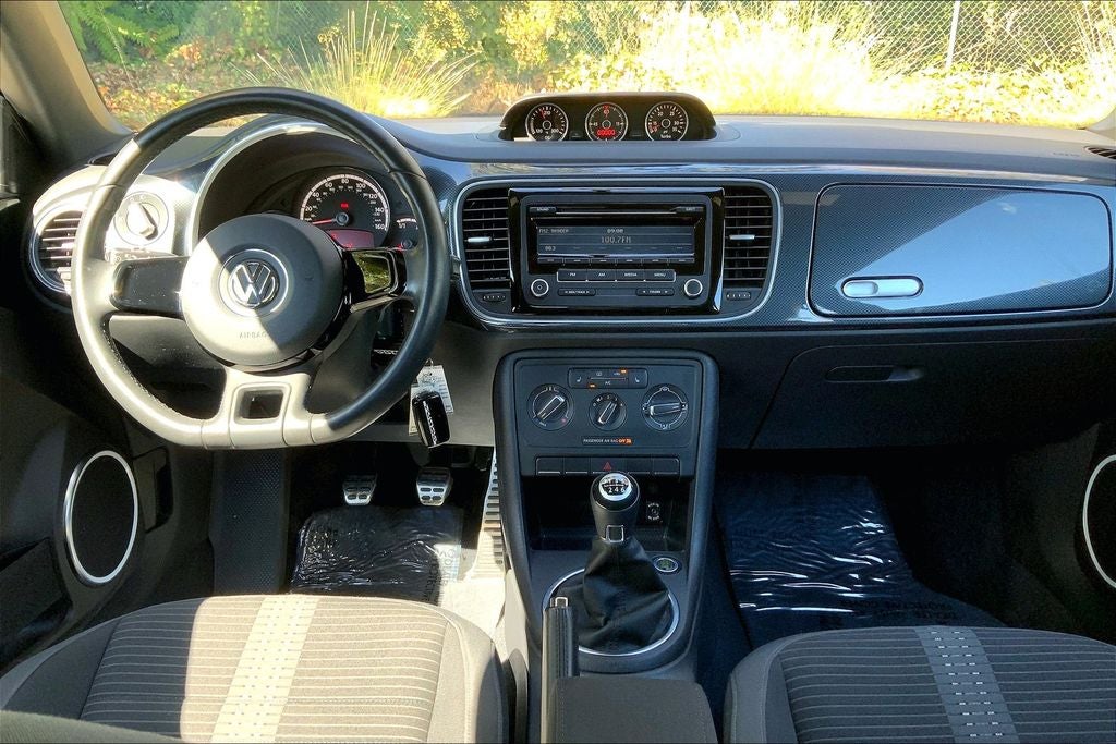 2013 Volkswagen Beetle 2.0 TSi