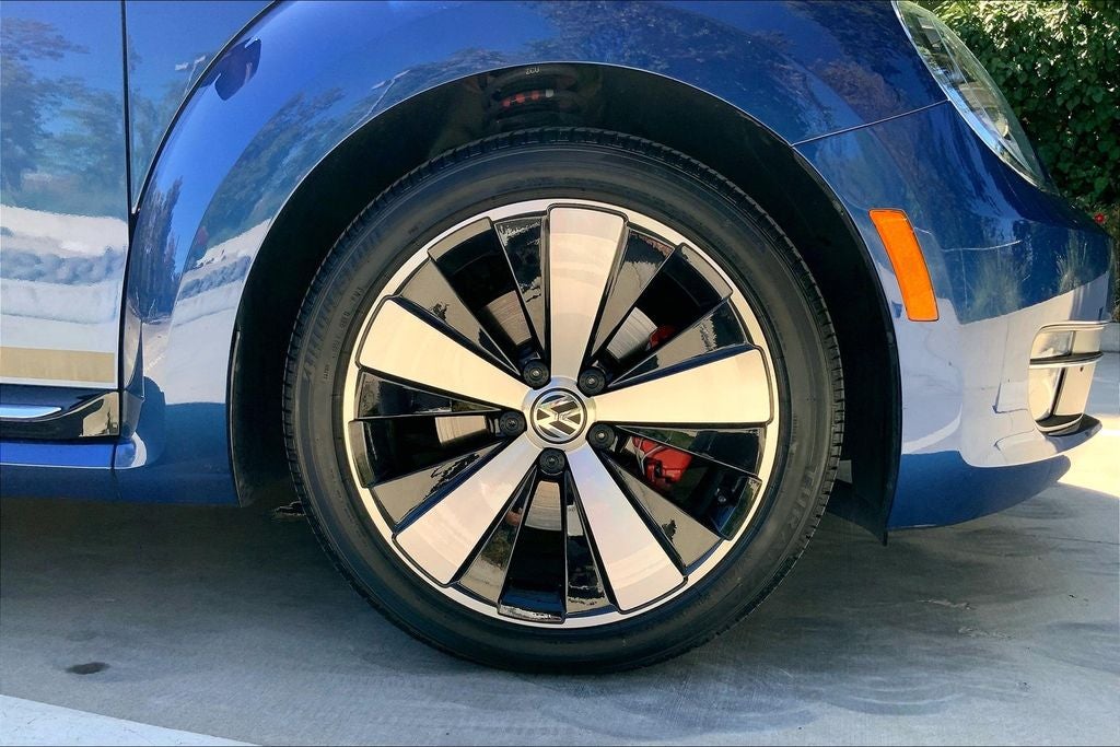 2013 Volkswagen Beetle 2.0 TSi