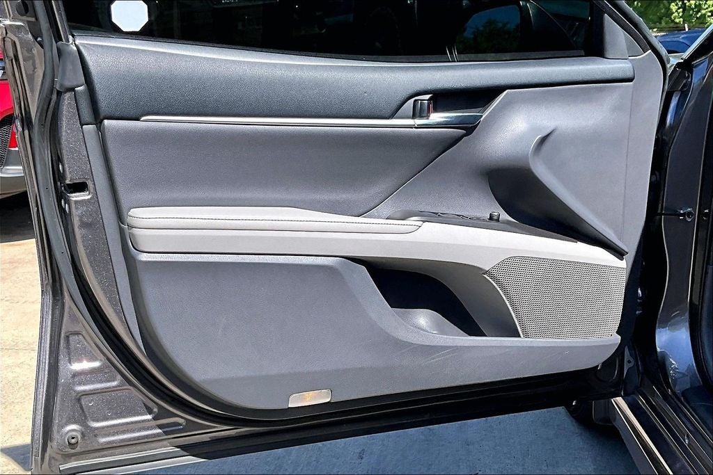 2023 Toyota Camry Hybrid XSE
