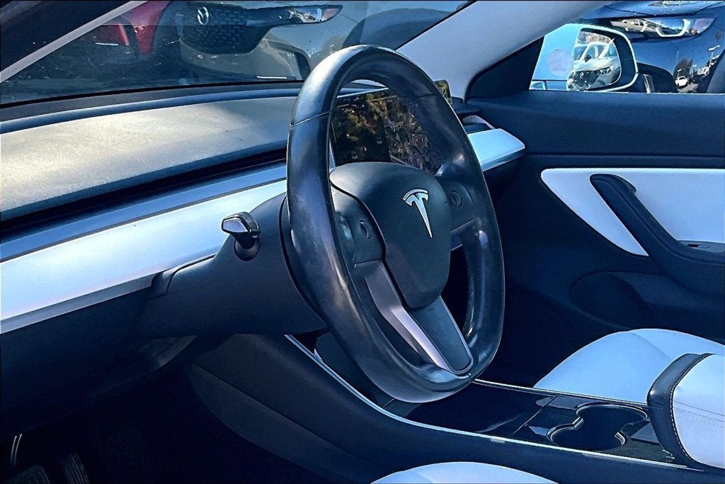 2018 Tesla Model 3 Base