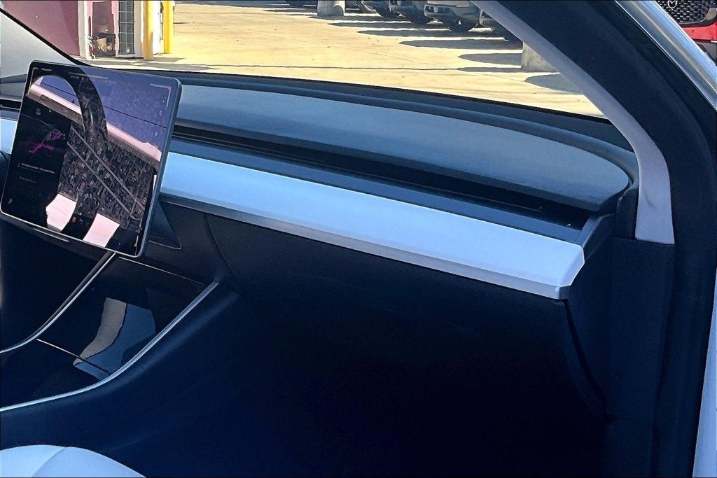 2018 Tesla Model 3 Base