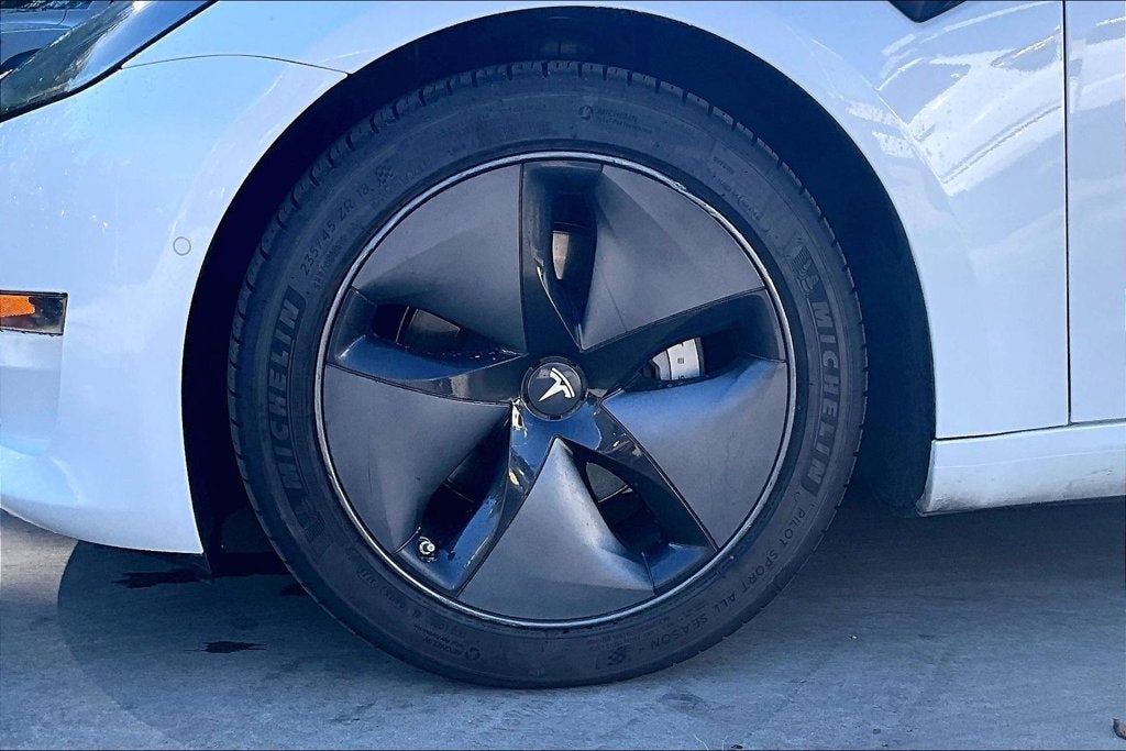 2018 Tesla Model 3 Base