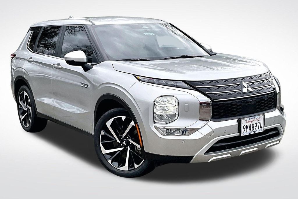 2024 Mitsubishi Outlander PHEV SE