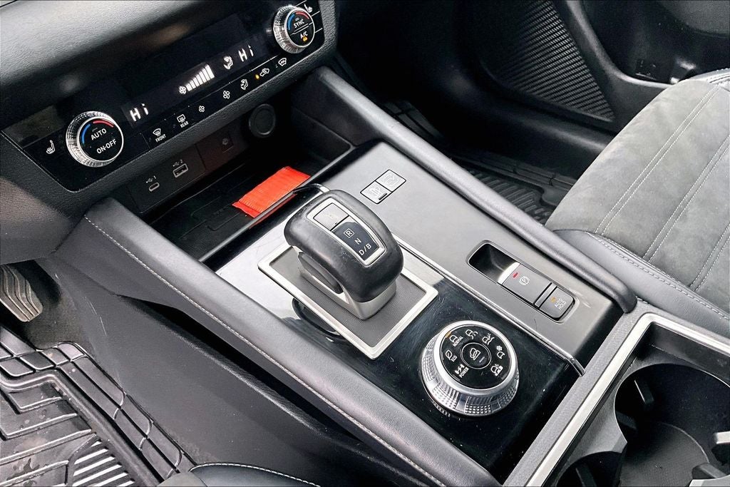 2024 Mitsubishi Outlander PHEV SE