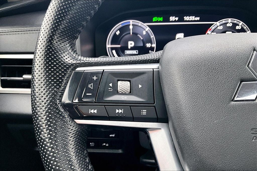 2024 Mitsubishi Outlander PHEV SE