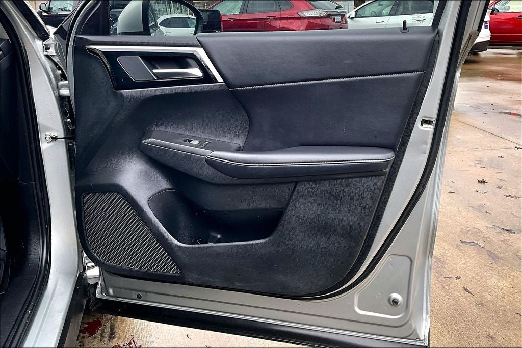 2024 Mitsubishi Outlander PHEV SE