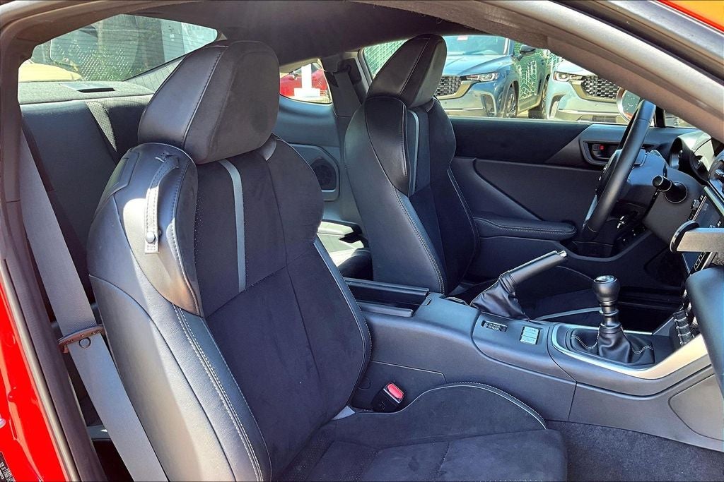 2025 Toyota GR86 Premium
