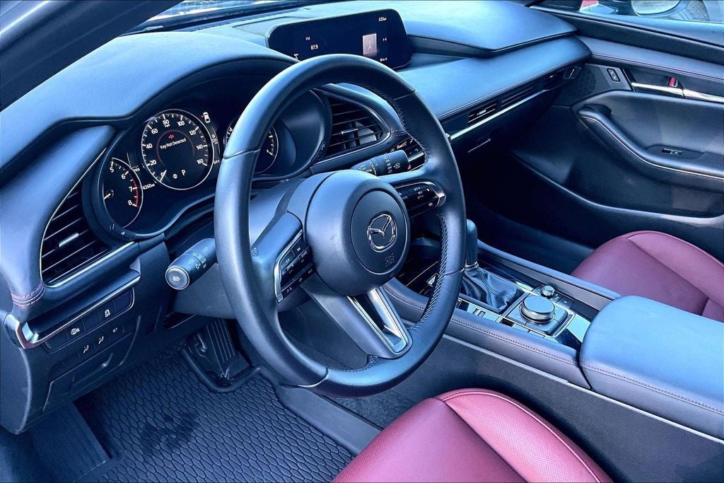 2025 Mazda Mazda3 2.5 S Carbon Edition