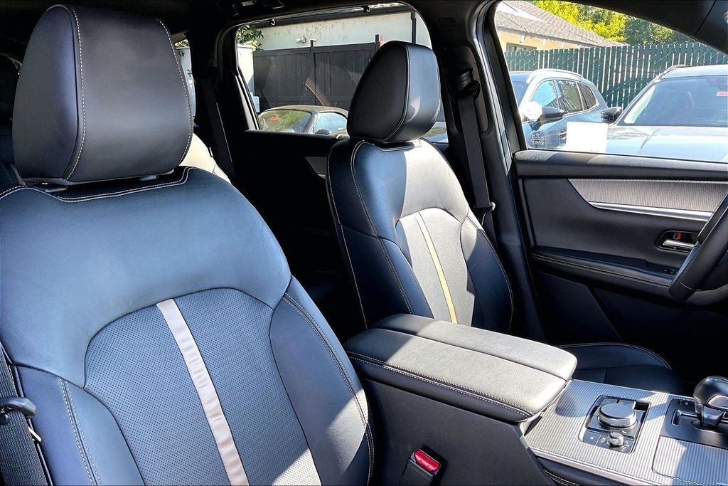 2024 Mazda Mazda CX-90 PHEV Premium Plus