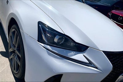 2017 Lexus IS 350