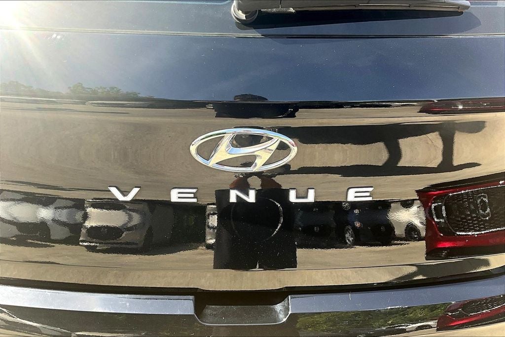 2024 Hyundai Venue SE