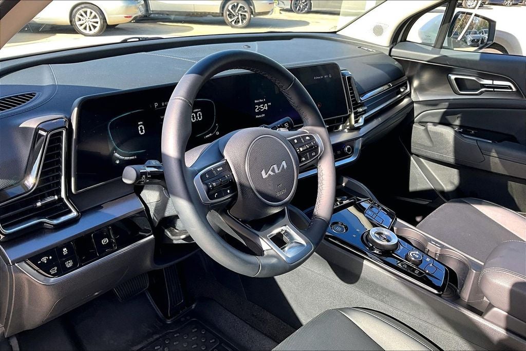 2025 Kia Sportage Hybrid EX