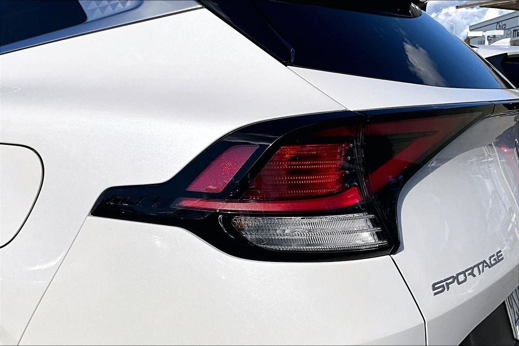 2025 Kia Sportage Hybrid EX