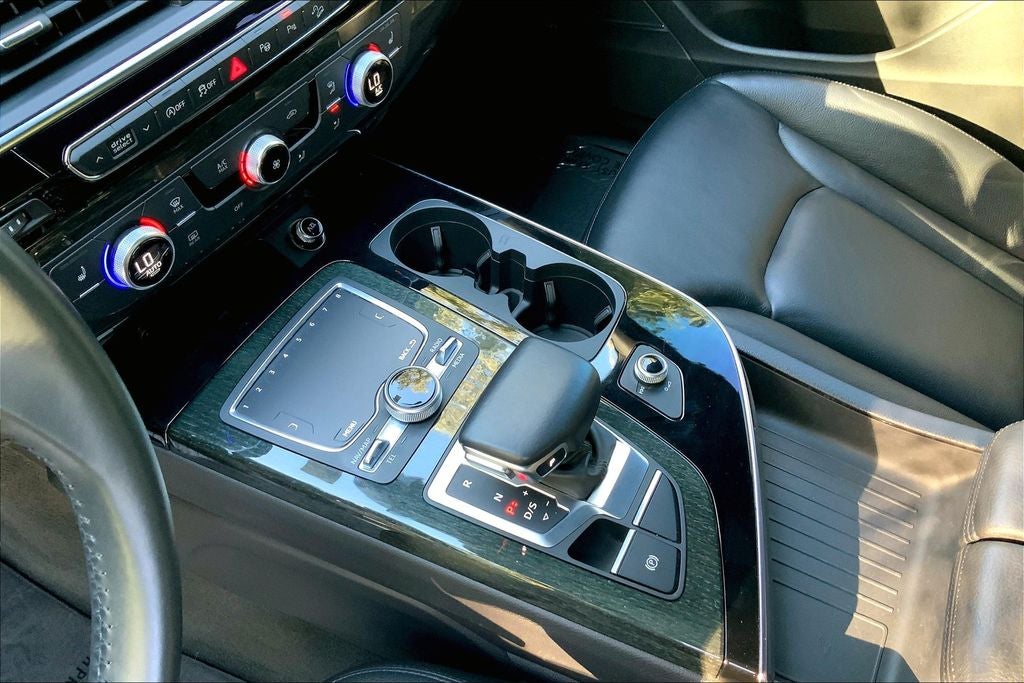 2019 Audi Q7 55 Premium Plus quattro