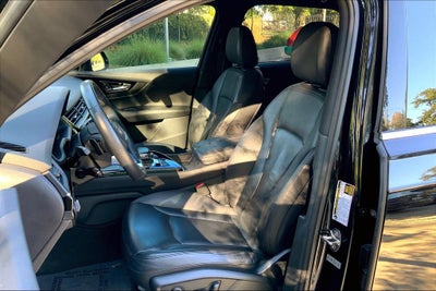 2019 Audi Q7 55 Premium Plus quattro