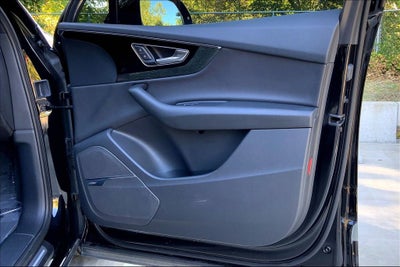 2019 Audi Q7 55 Premium Plus quattro