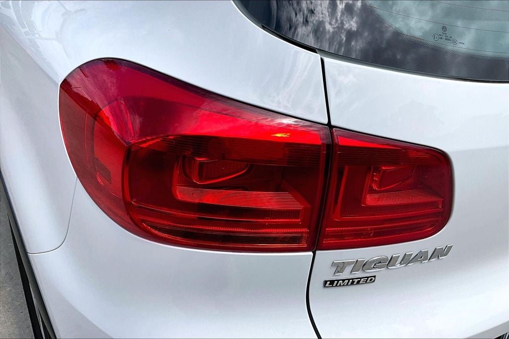 2017 Volkswagen Tiguan Limited 2.0T 4Motion