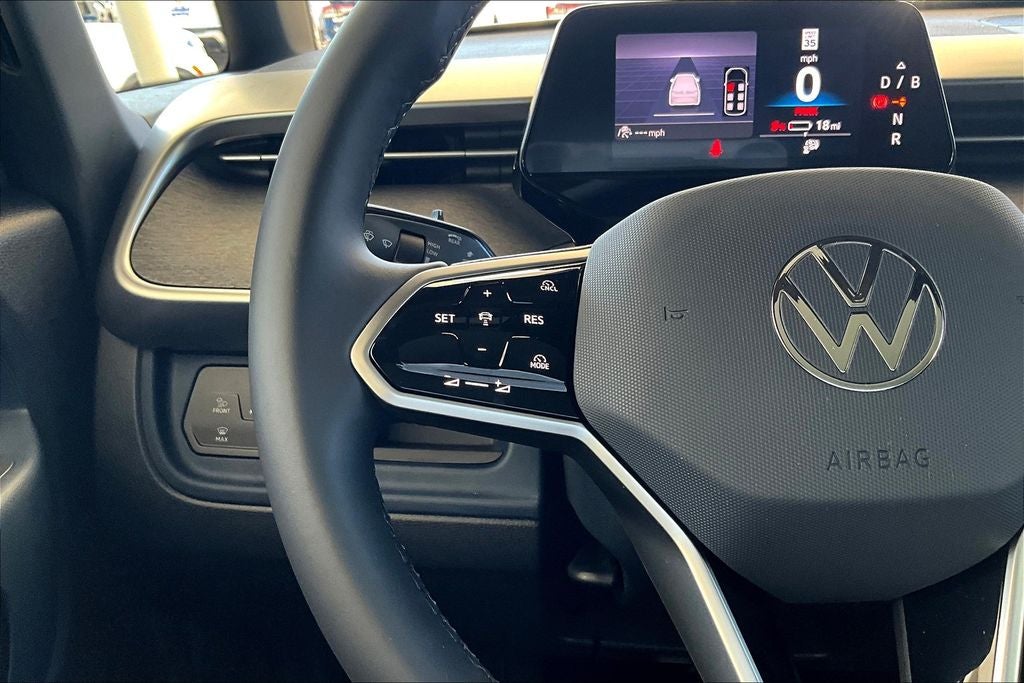 2025 Volkswagen ID. Buzz Pro S Plus