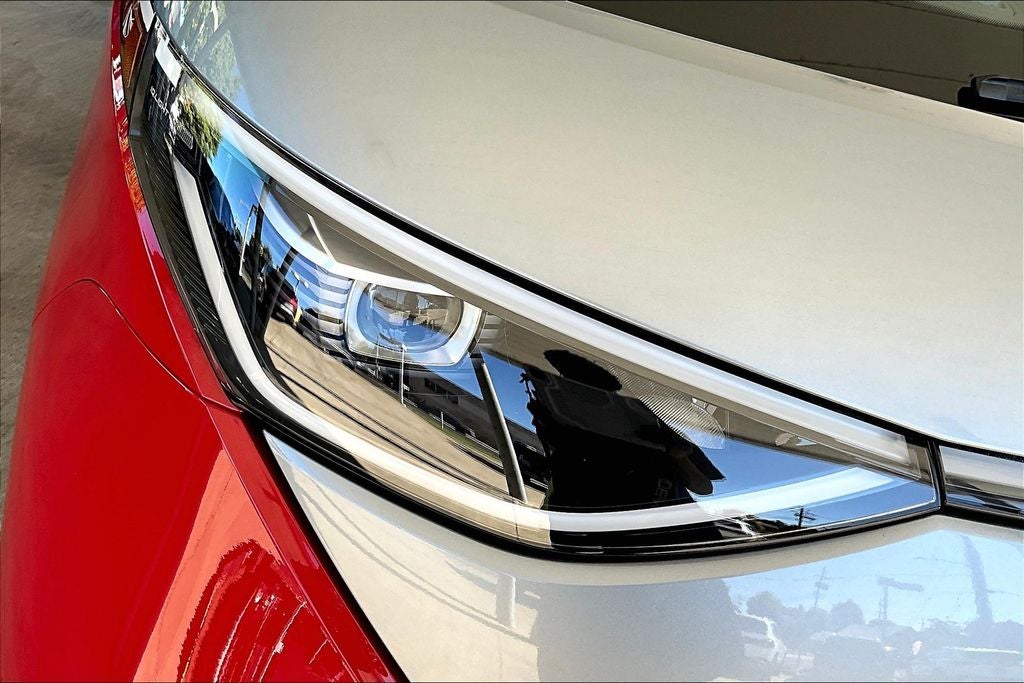 2025 Volkswagen ID. Buzz Pro S Plus